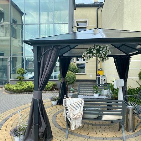 Apartamenty I Pokoje „Pod Jedynka” Konstantynów Łódzki Buitenkant foto
