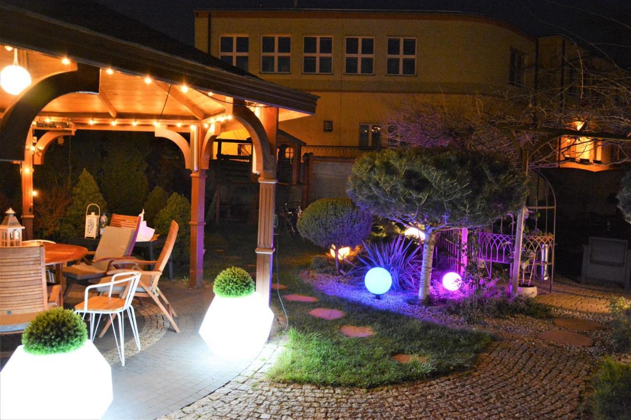 Apartamenty I Pokoje „Pod Jedynka” Konstantynów Łódzki Buitenkant foto