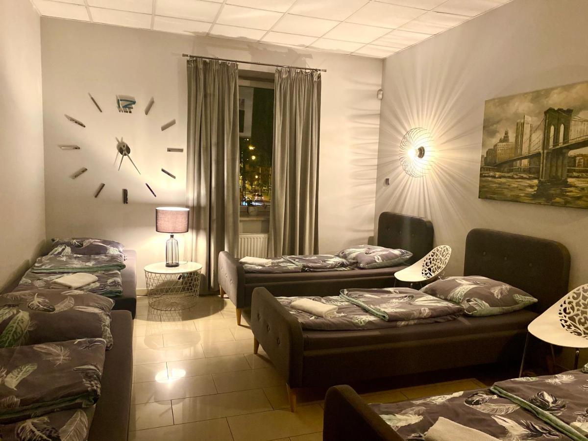 Apartamenty I Pokoje „Pod Jedynka” Konstantynów Łódzki Buitenkant foto