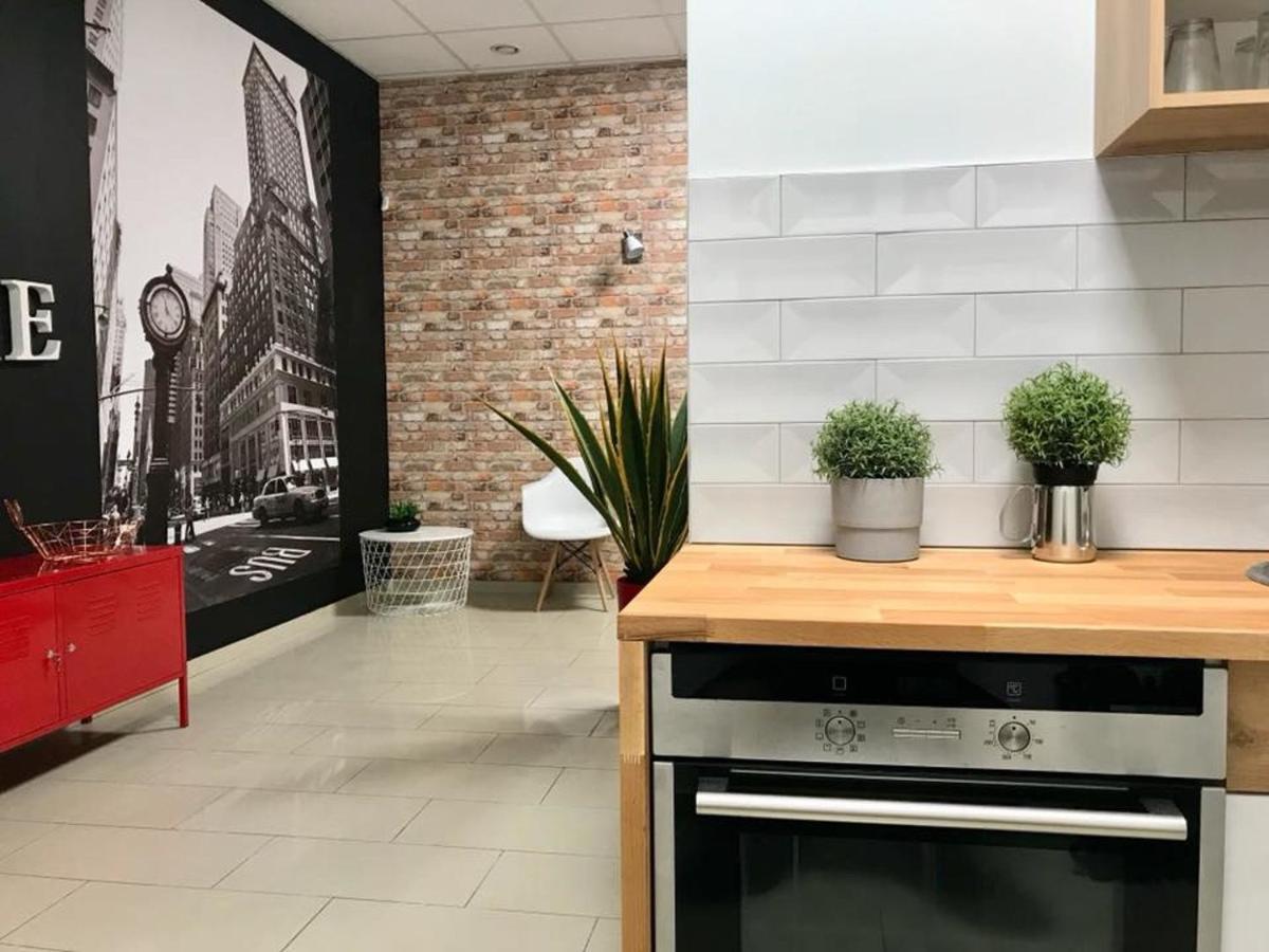 Apartamenty I Pokoje „Pod Jedynka” Konstantynów Łódzki Buitenkant foto