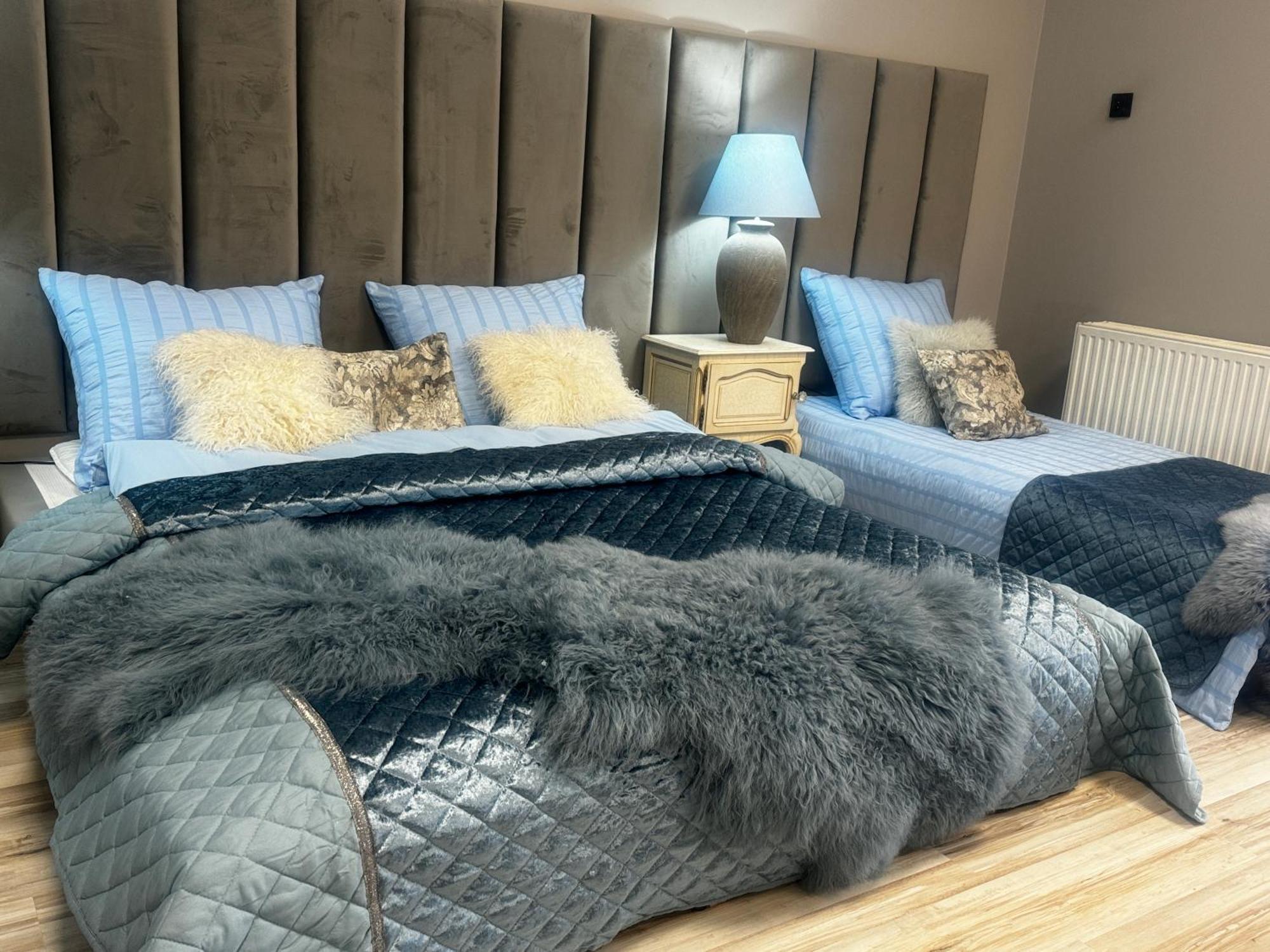 Apartamenty I Pokoje „Pod Jedynka” Konstantynów Łódzki Buitenkant foto