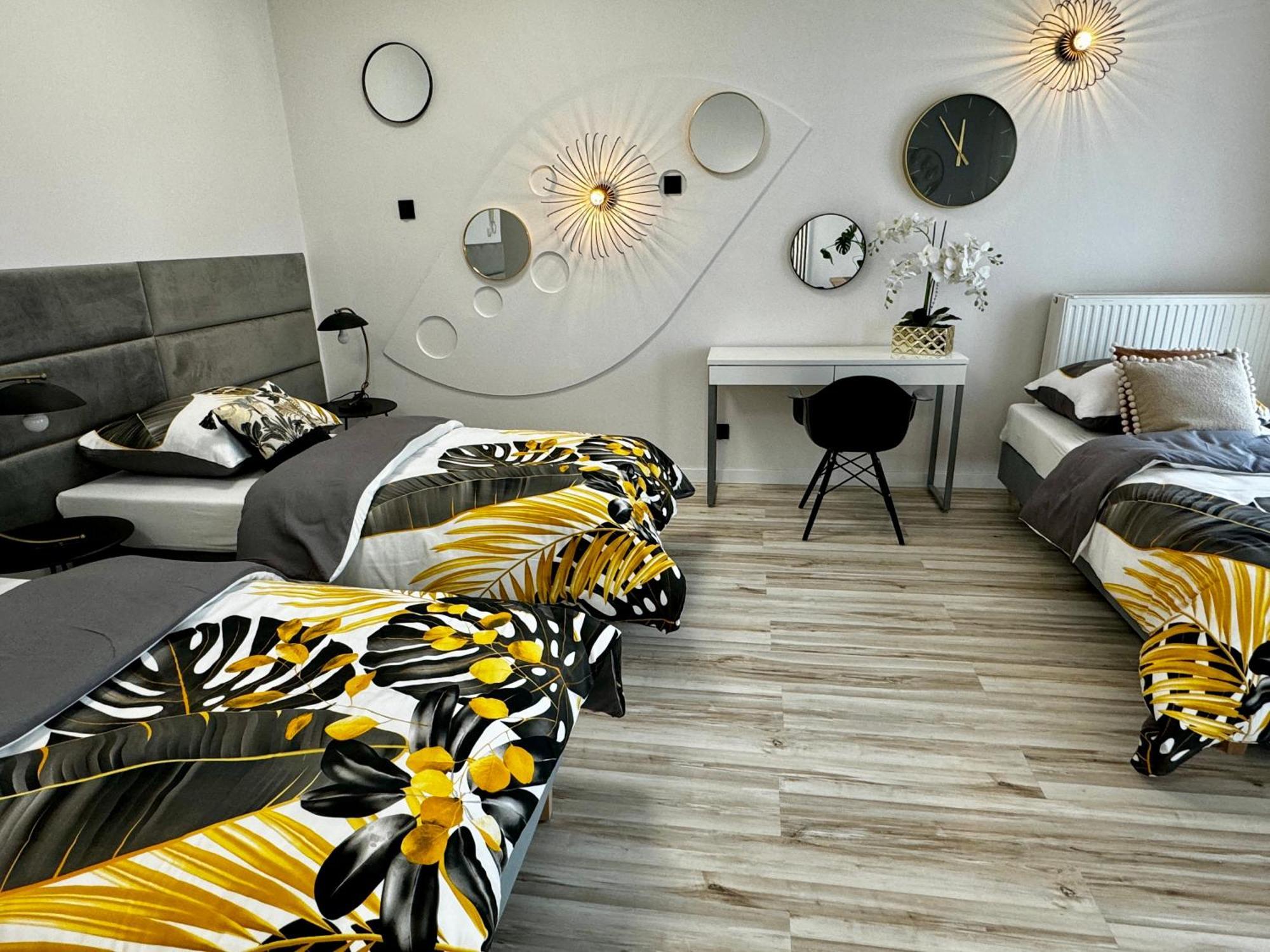 Apartamenty I Pokoje „Pod Jedynka” Konstantynów Łódzki Buitenkant foto