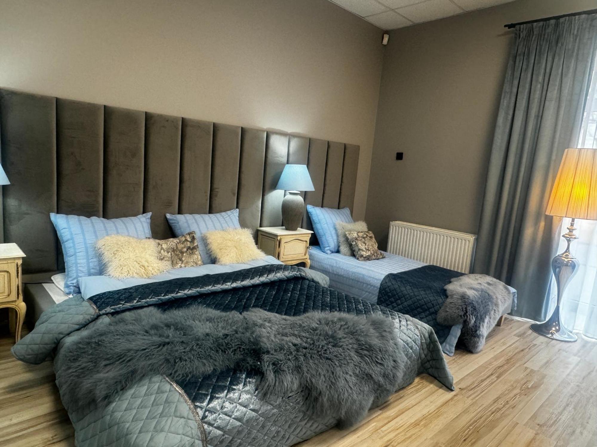 Apartamenty I Pokoje „Pod Jedynka” Konstantynów Łódzki Buitenkant foto