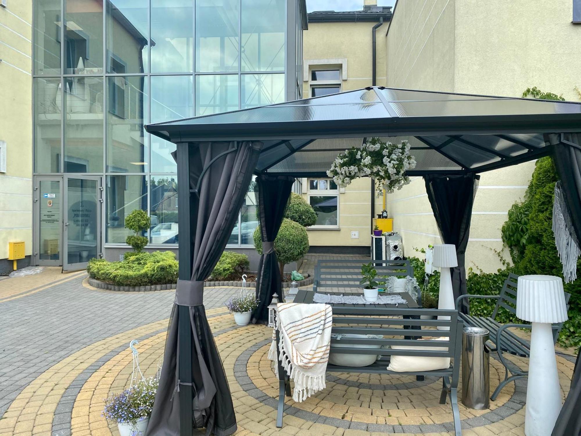 Apartamenty I Pokoje „Pod Jedynka” Konstantynów Łódzki Buitenkant foto