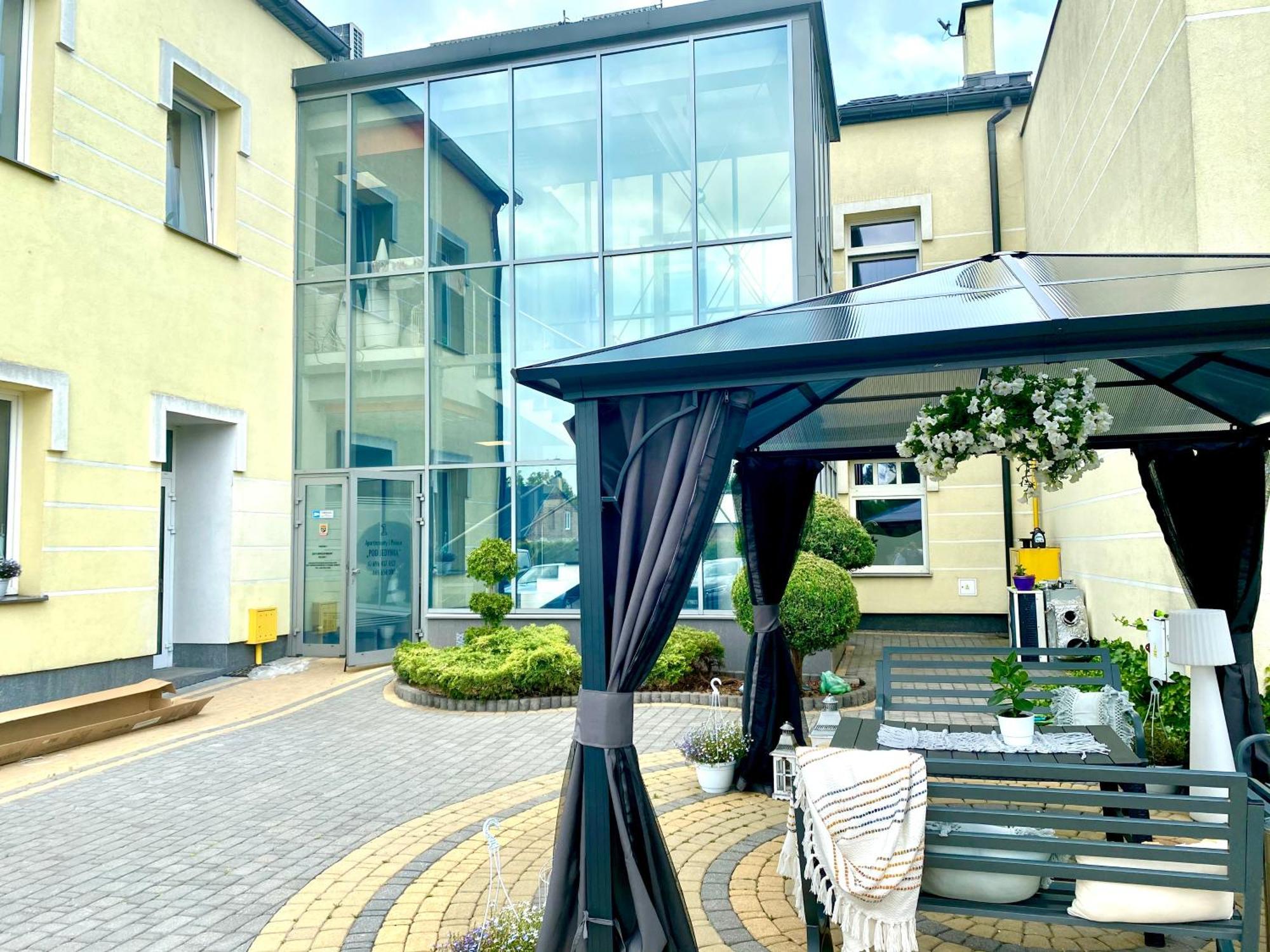 Apartamenty I Pokoje „Pod Jedynka” Konstantynów Łódzki Buitenkant foto